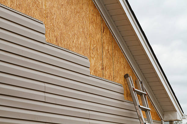 24/7 Emergency Vinyl Siding experts in Oak Hill, FL